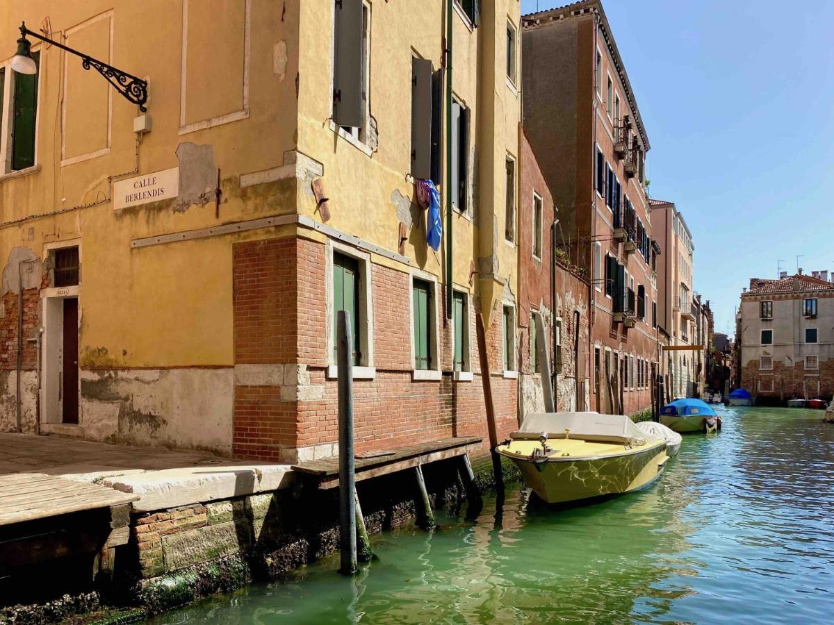 Canal Dream Cosy Apartment With Canal View Veneza Exterior foto