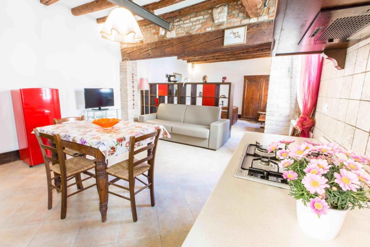 Canal Dream Cosy Apartment With Canal View Veneza Exterior foto